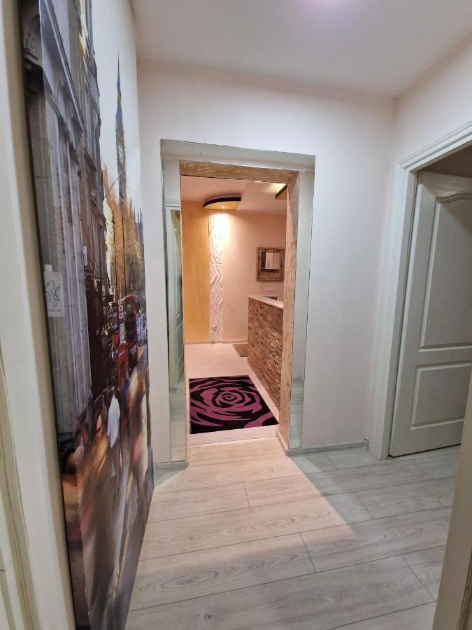 Gold Apartment Belgrade Exterior photo
