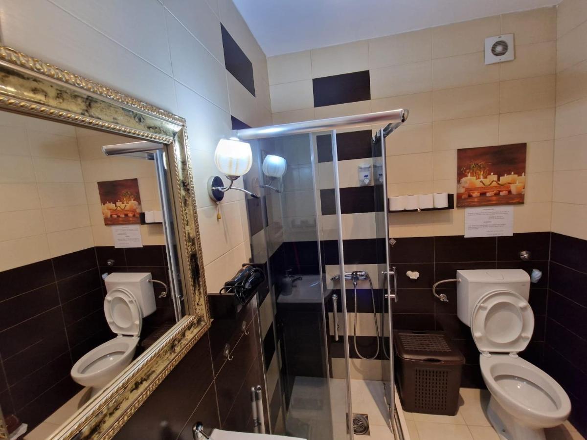 Gold Apartment Belgrade Exterior photo