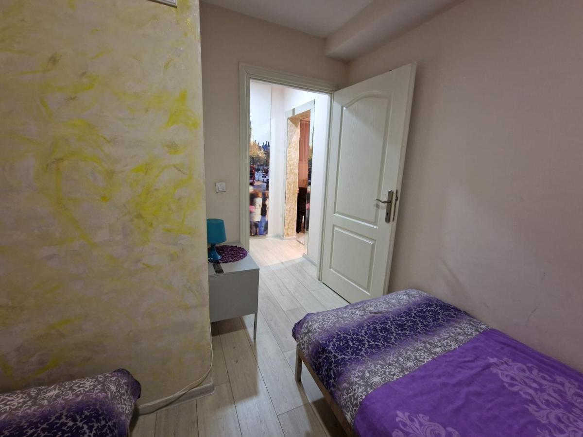 Gold Apartment Belgrade Exterior photo