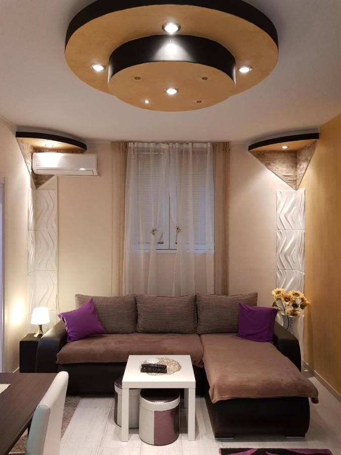 Gold Apartment Belgrade Exterior photo